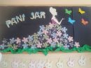 Prichádza pani Jar Prichádza pani Jar