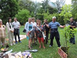 "piknik v parku " v zemianskom podhradí - 2