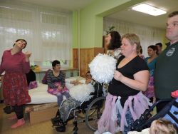Tancujeme v domine - DSCN2759W