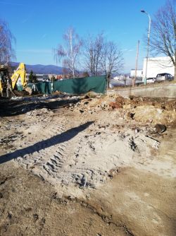 Rekonštrukcia špecializovaného zariadenia - Igaraž