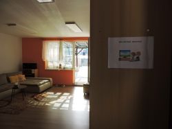 Slávnostné prestrihnutie pásky v špecializovanom zariadení pre autistov - 9