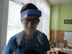 Poďakovania za ochranné štíty na tvár